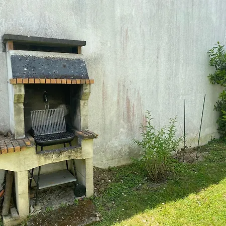 Louise A 500 M Des Plages * Royan