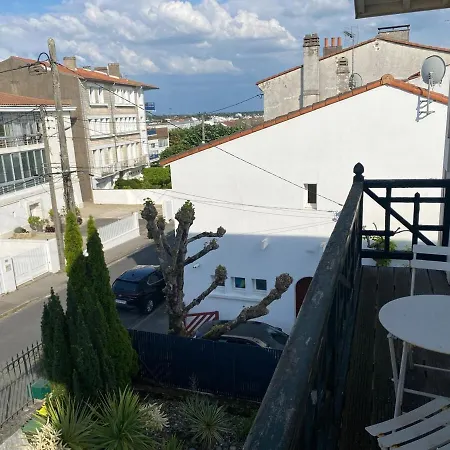 Louise A 500 M Des Plages *