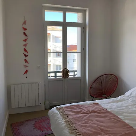 Louise A 500 M Des Plages * Royan